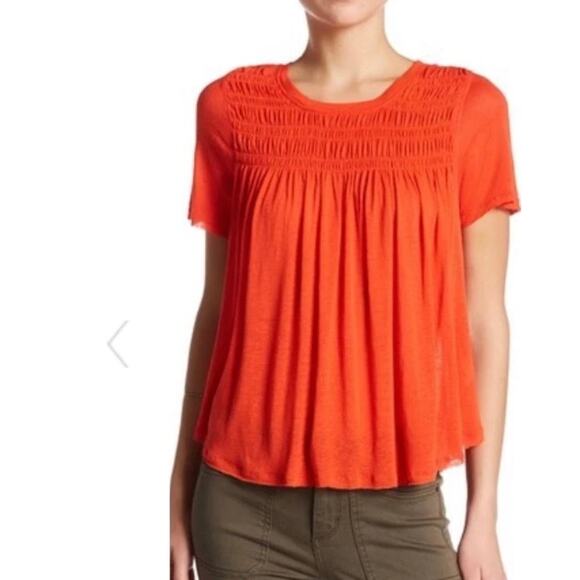 Free People Women's Linen Blend Smocked Dani Tee T Shirt Top Red Size XS‎ - Picture 2 of 12